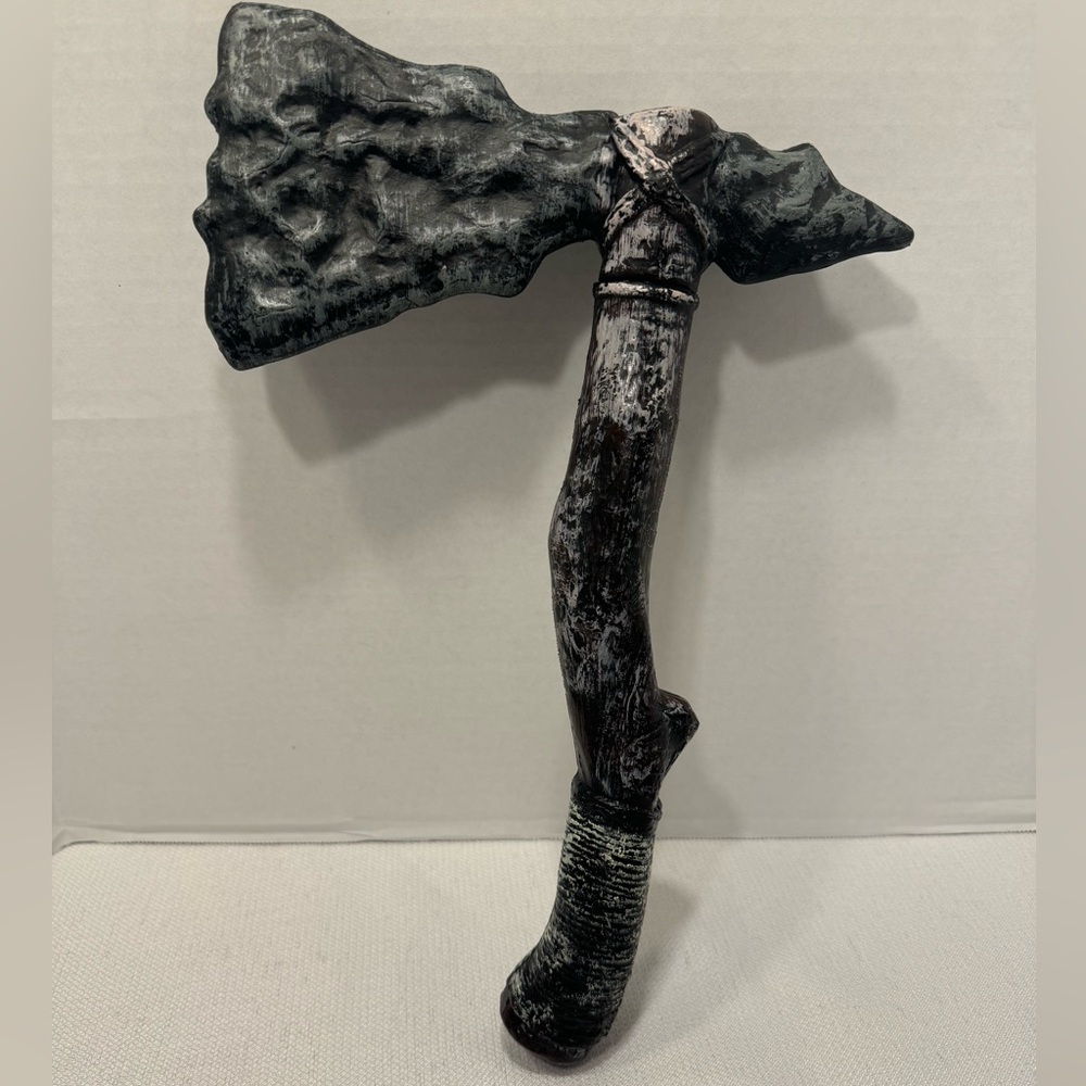 Halloween Plastic Prop Tomahawk from Rubie's Costume Company, 2010